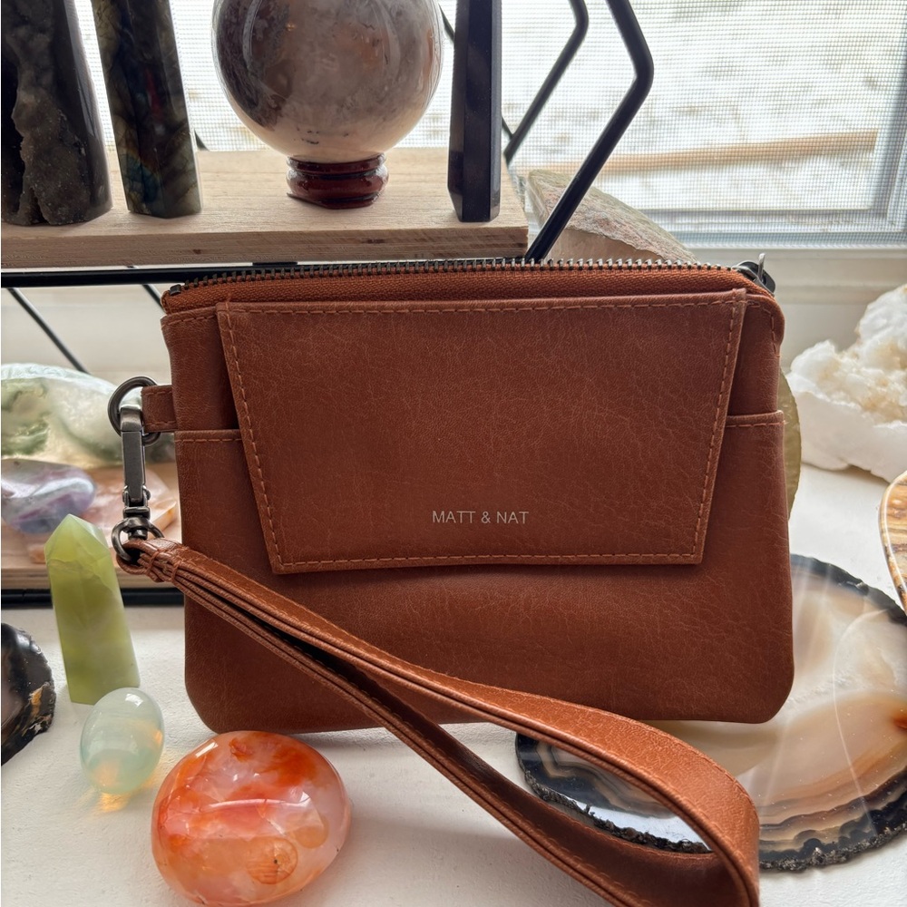 Matt & Nat Brown Clutch Wristlet Minimalist Design